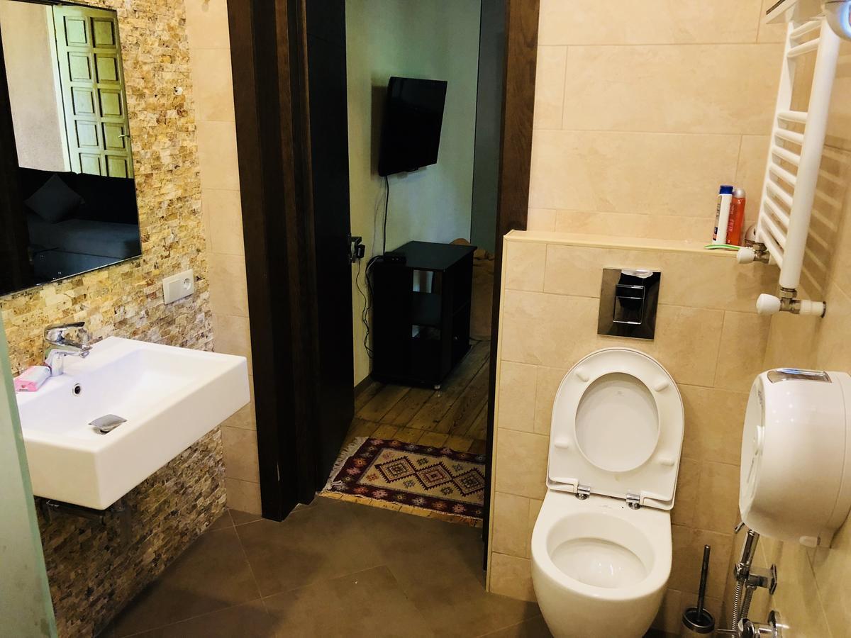 Bude Hostel Tbilisi Buitenkant foto