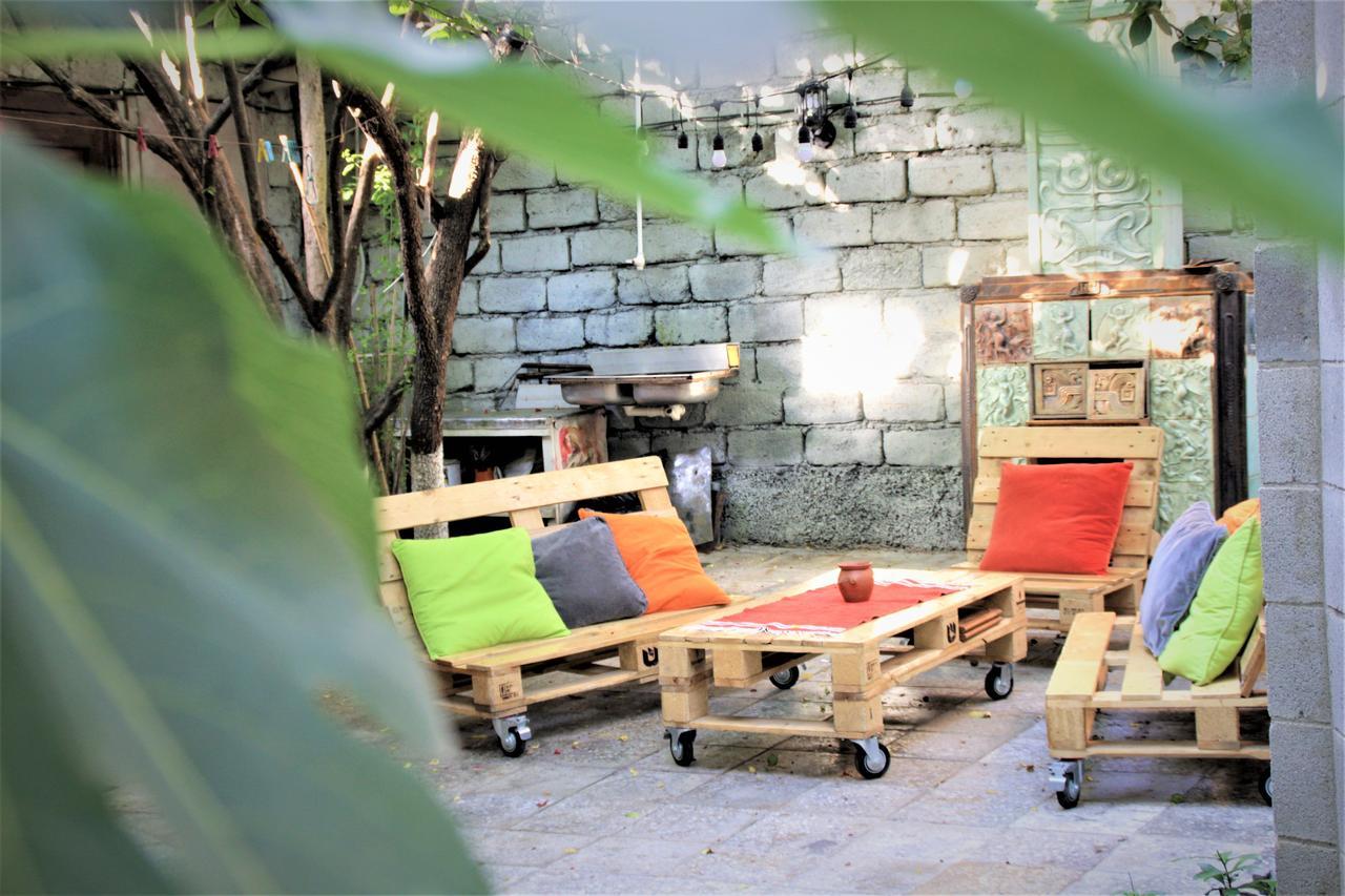 Bude Hostel Tbilisi Buitenkant foto